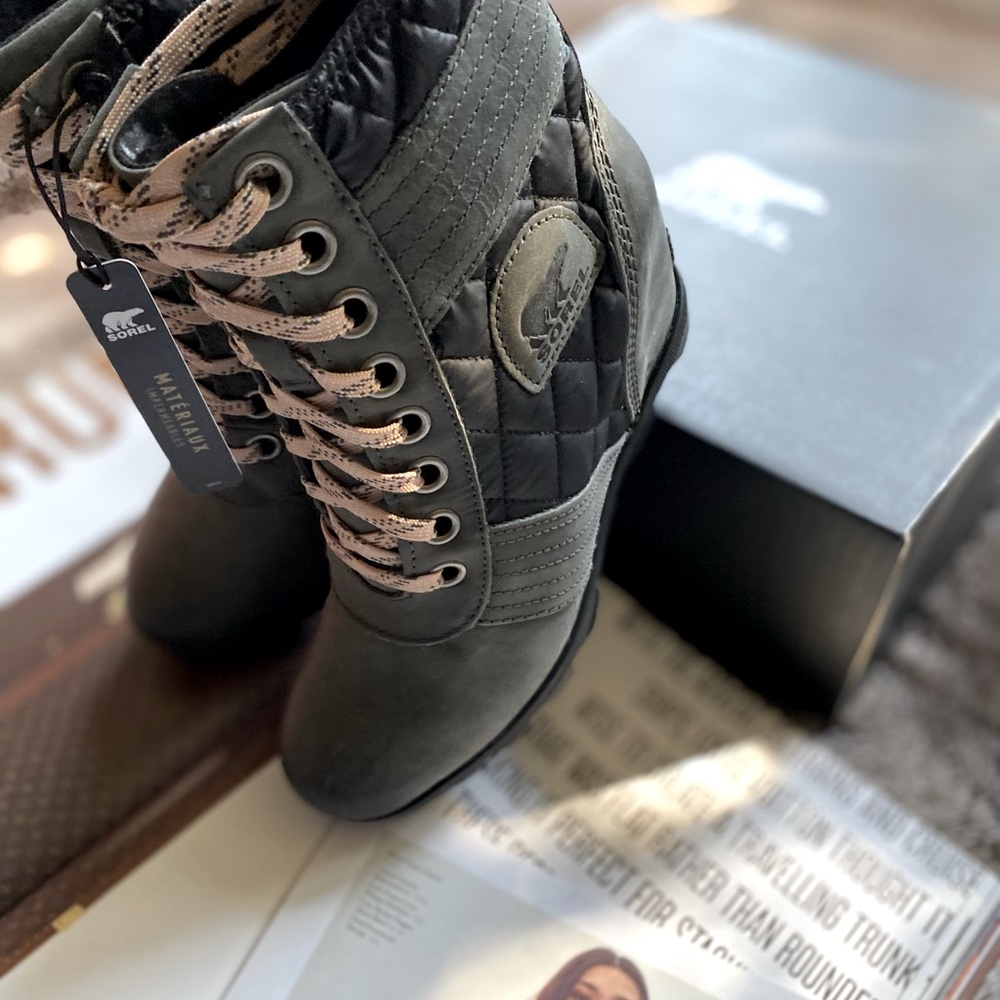 Sorel Lexie Wedge Lug Sole Booties - Picture 12 of 14